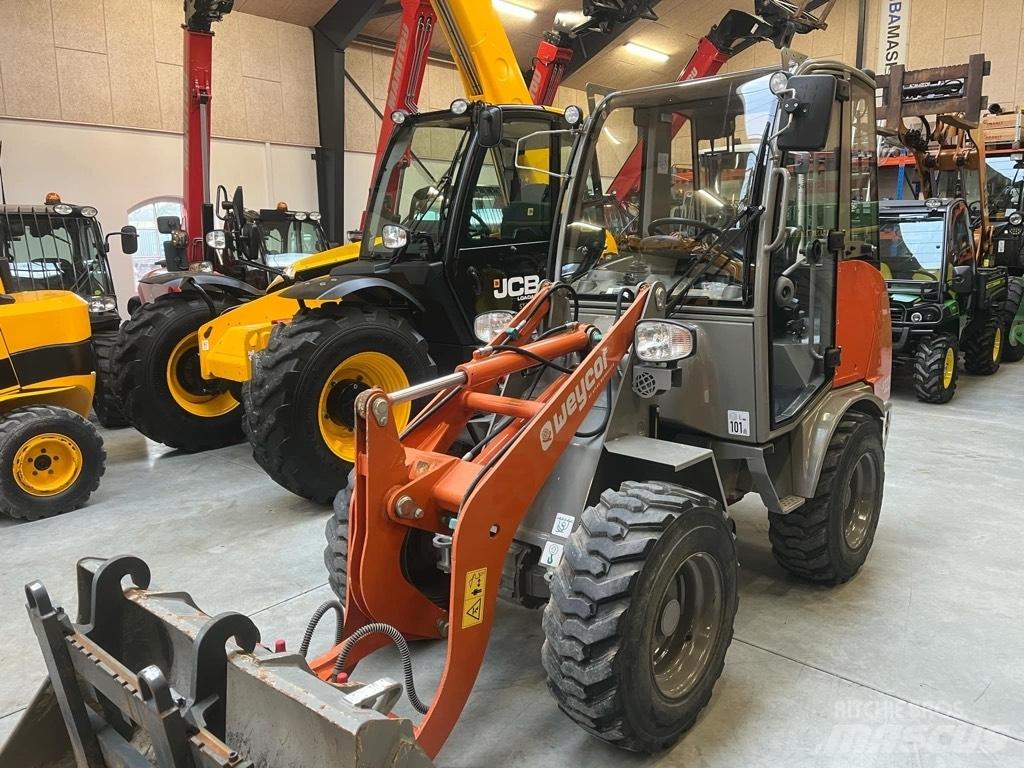 Weycor AR 320 小型裝載機