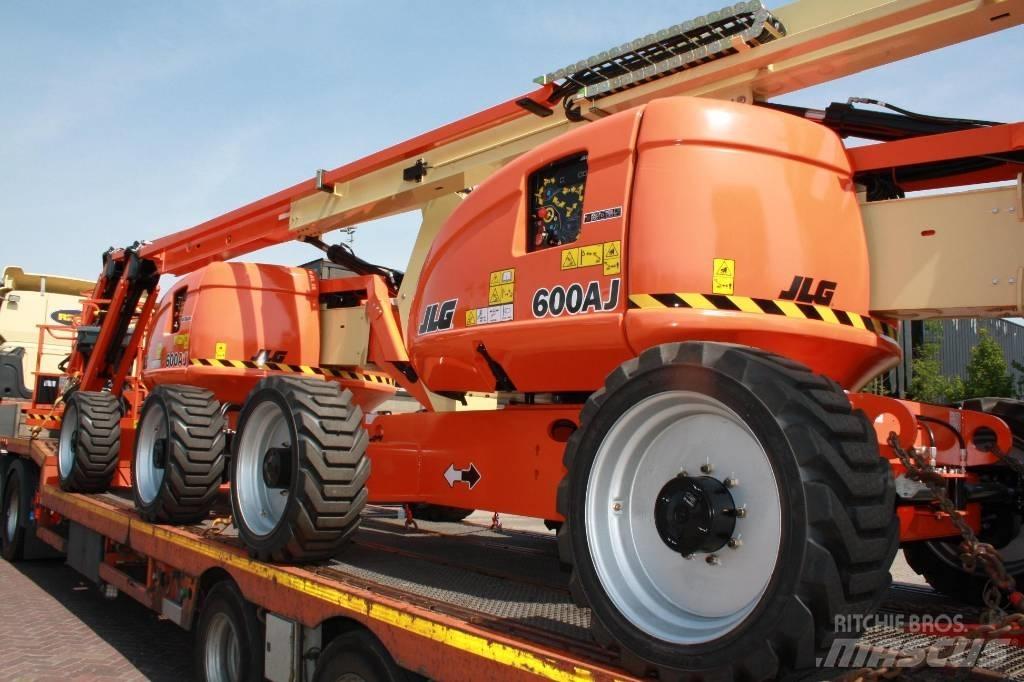 JLG 600 AJ 曲臂高空作業車