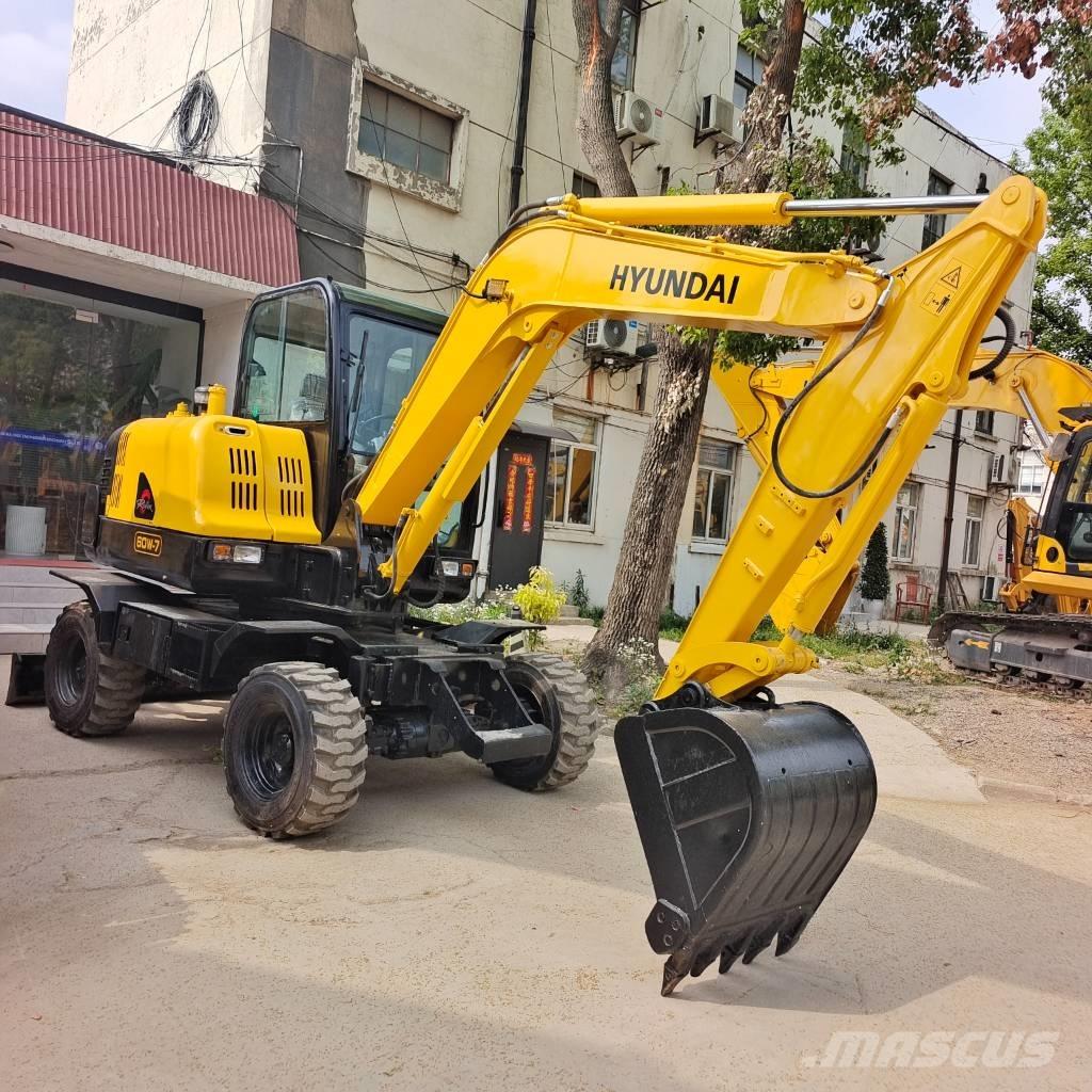 Hyundai 60W-7 小型挖土機/掘鑿機<7t(小型挖掘機)