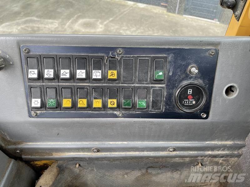 Volvo L 70 C 輪胎式裝載機