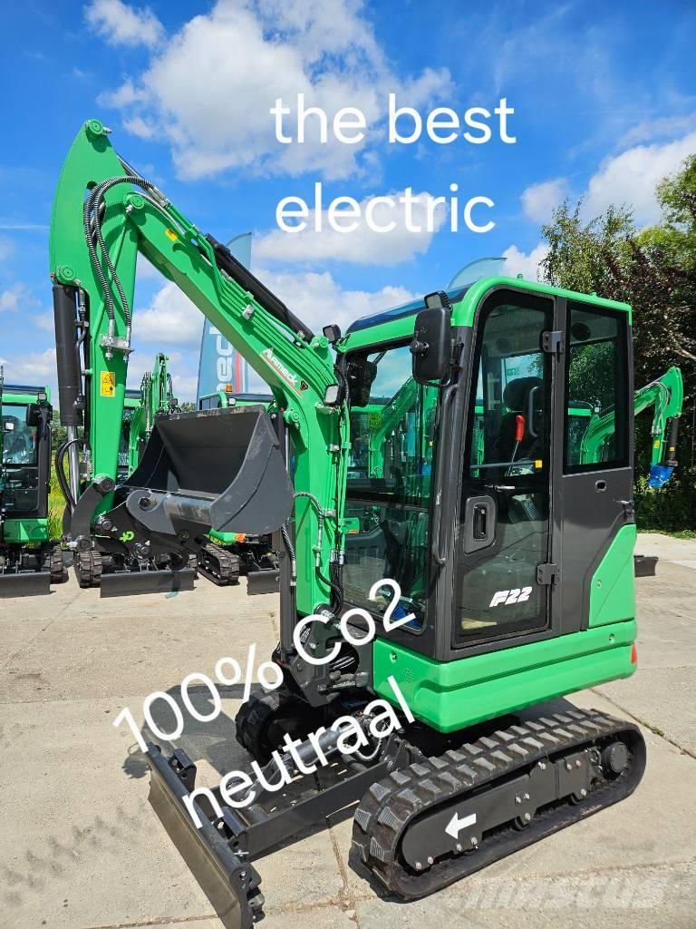 Aameck F22e 小型挖土機/掘鑿機<7t(小型挖掘機)