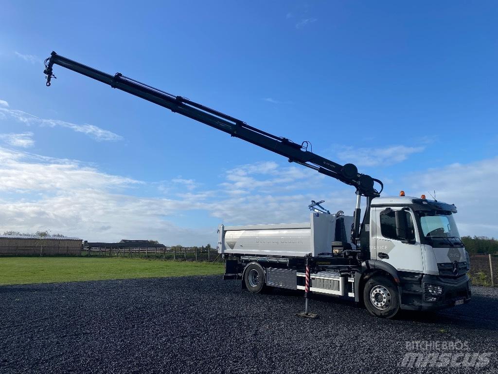 Mercedes-Benz Antos 吊鉤式起重車