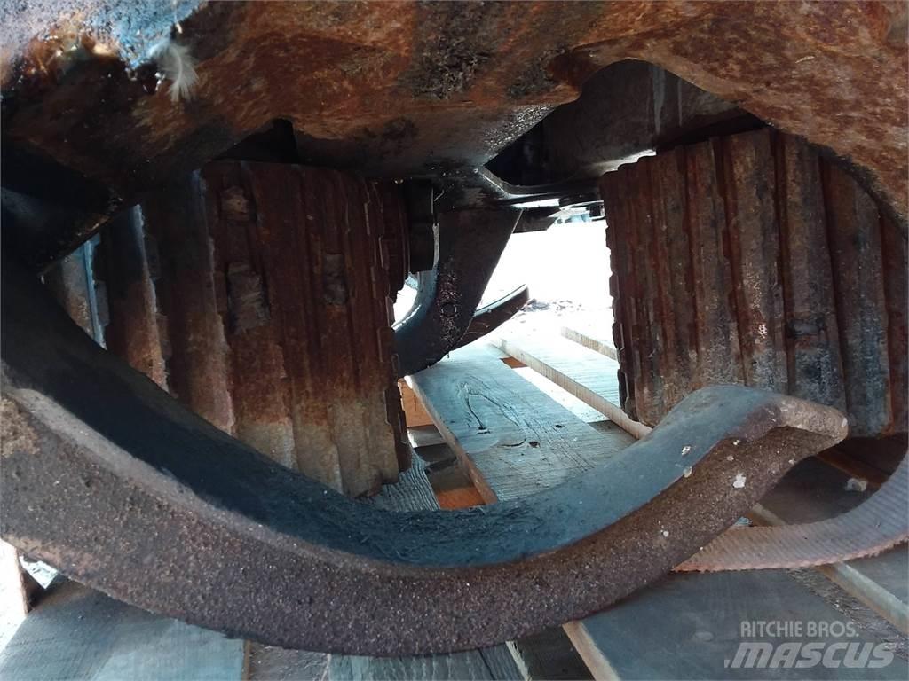 Log Max 4000T 收穫機頭