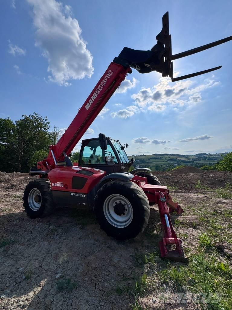 Manitou 1235 ST 伸縮臂操作車