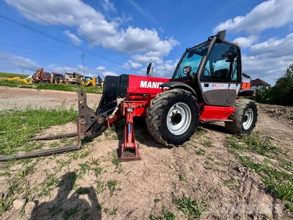 Manitou 1235 ST 伸縮臂操作車