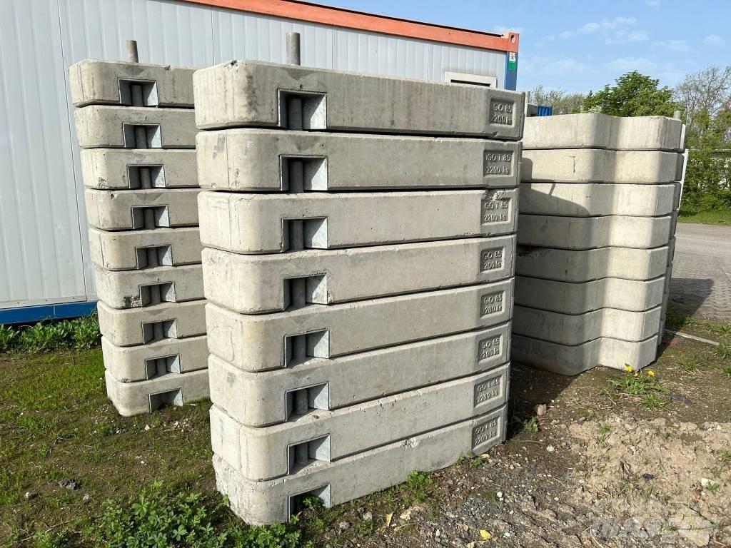 Potain IGO T 85 A 塔式起重機