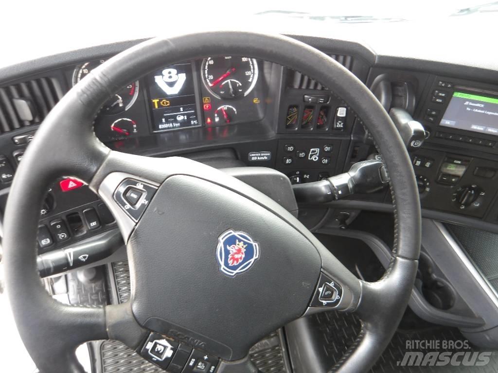 Scania R730 8x4 商用底盤車