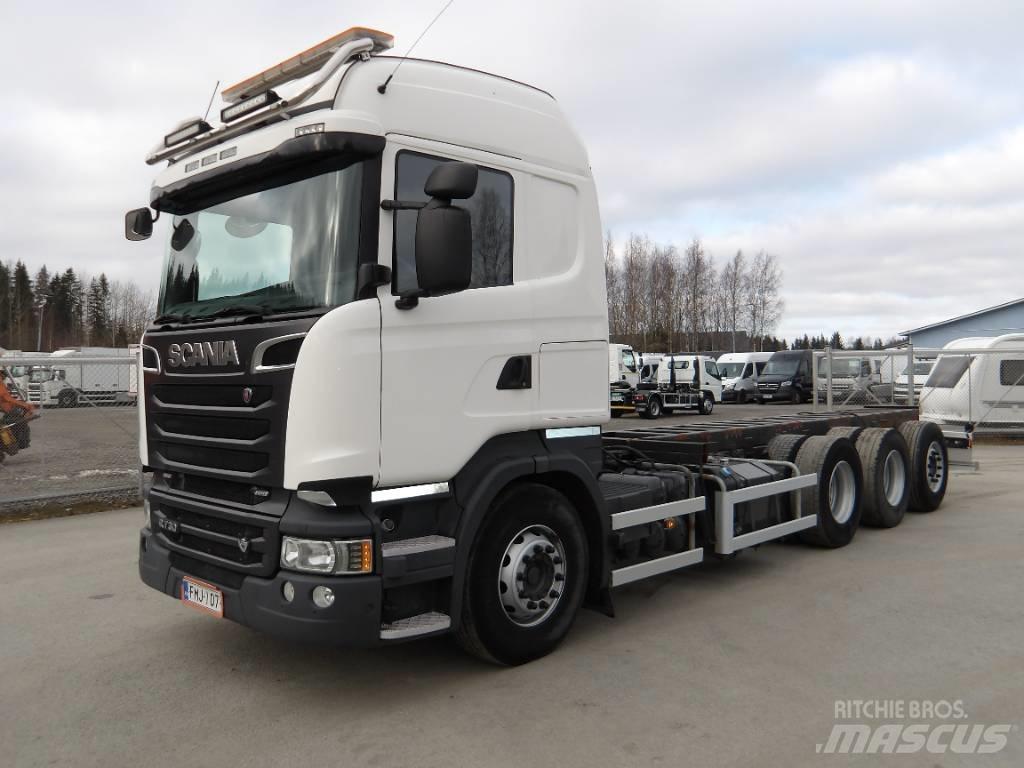 Scania R730 8x4 商用底盤車