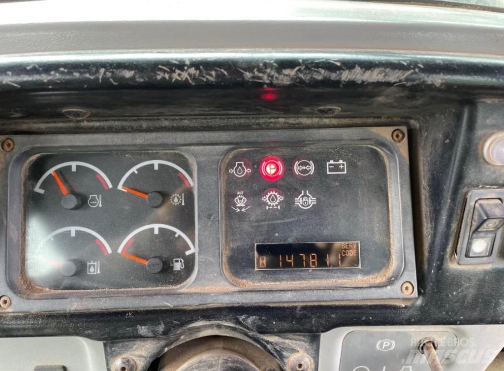CAT 535 B 集材機