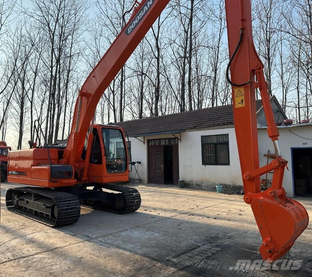 Doosan DX140 履帶式 挖土機/掘鑿機/挖掘機
