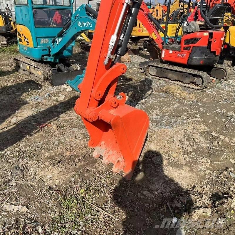 Kubota U 35 小型挖土機/掘鑿機<7t(小型挖掘機)