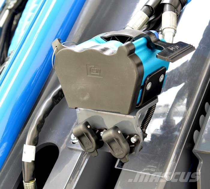 Multione 6.3+K 滑移轉向裝載機