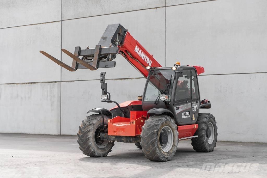 Manitou MLT 845 農業用伸縮臂裝載機