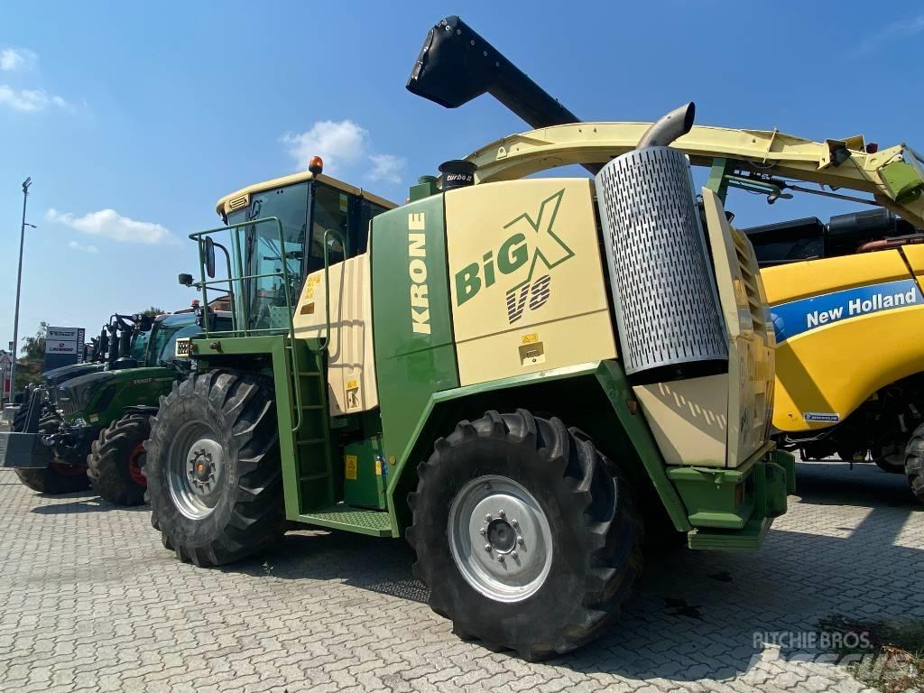 Krone Big X V8 自走式飼料採集機