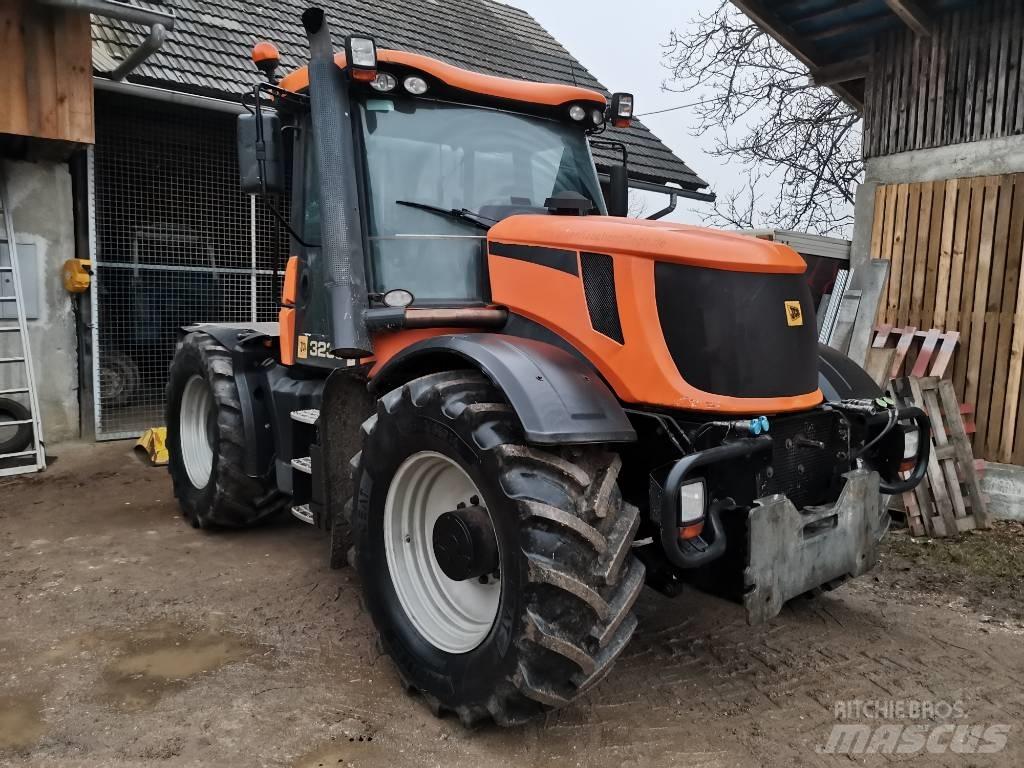 JCB Fastrac 3230 曳引機