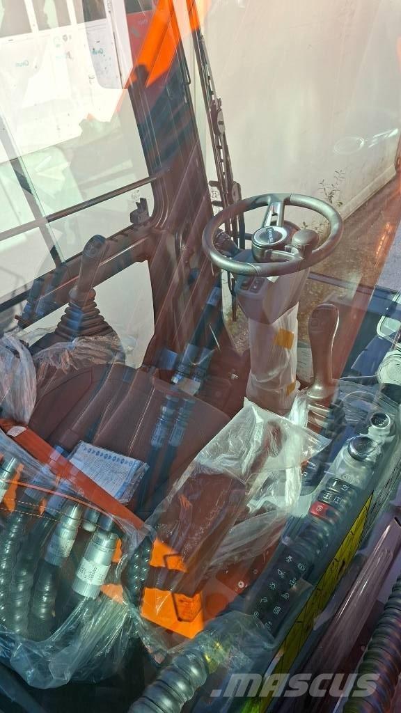 Develon DX 210 W-7 旋轉式挖土機/掘鑿機/挖掘機