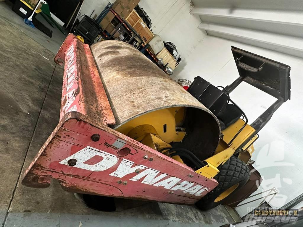Dynapac CA 251 D 單輪滾壓機