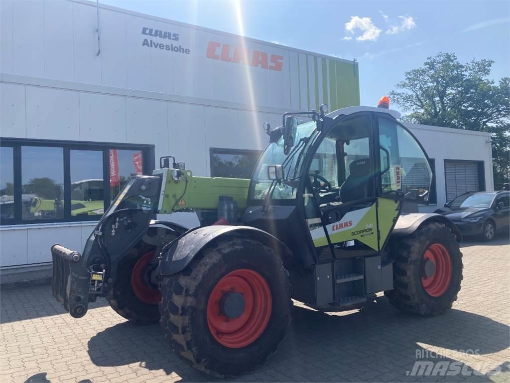 CLAAS Scorpion 741 伸縮臂操作車