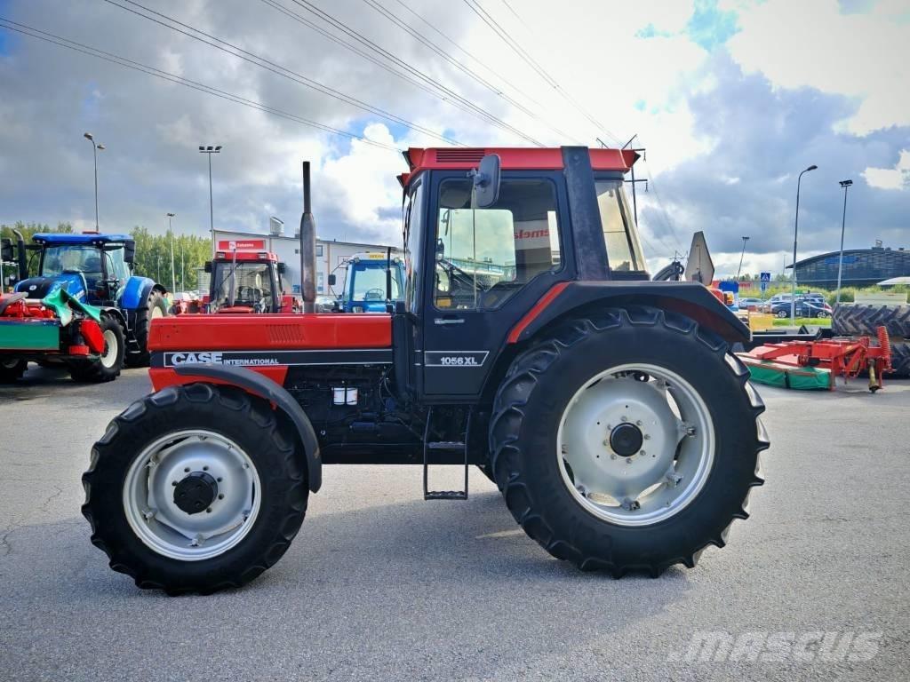 Case IH 1056 XL 曳引機