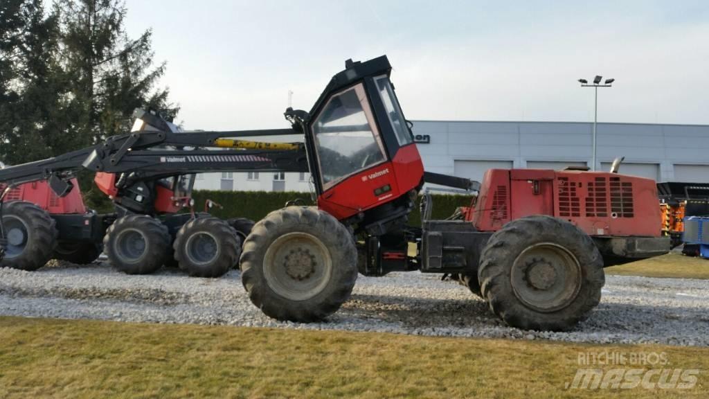 Valmet 901 收穫機