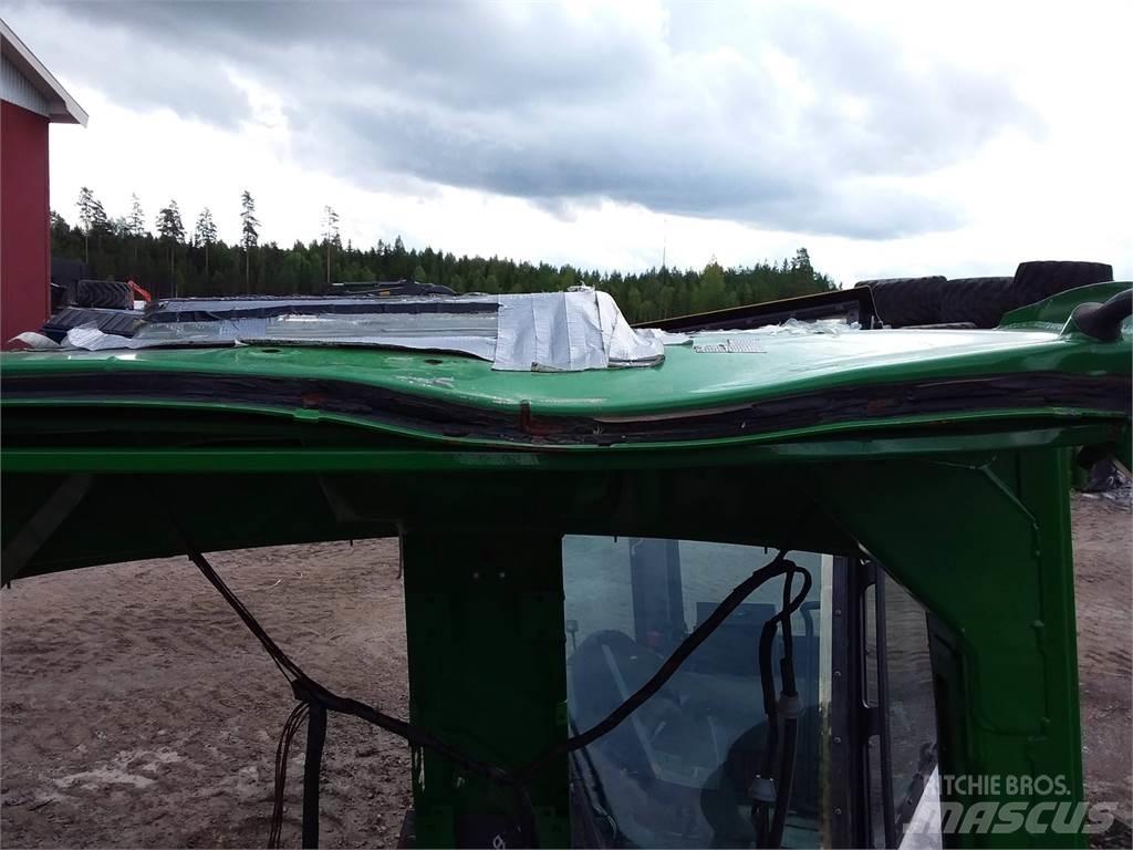 John Deere E/G 駕駛室與內部
