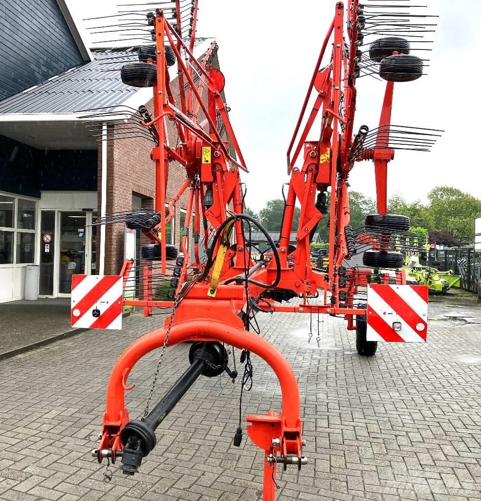 Kuhn GA 8121 堆草機