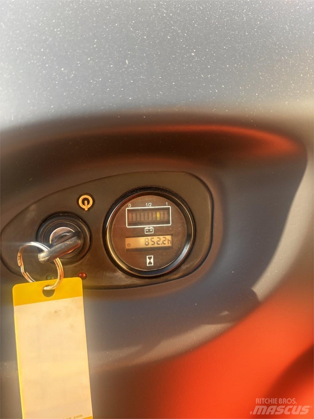 Linde L 16 行走控制式堆積機