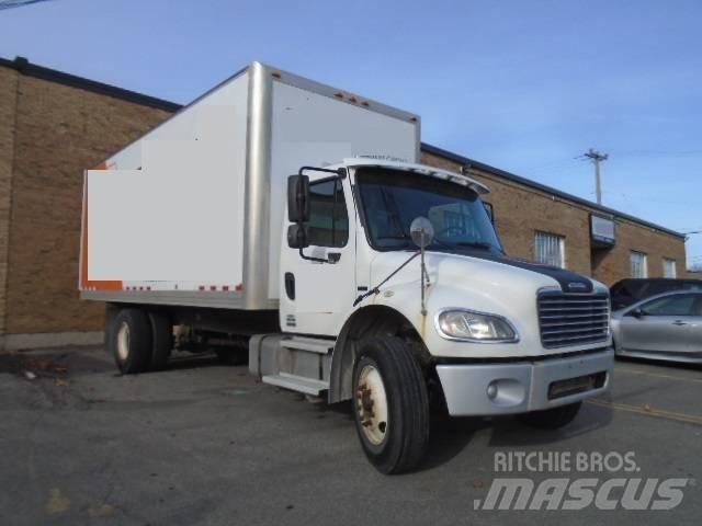 Freightliner M 106 貨箱式卡車