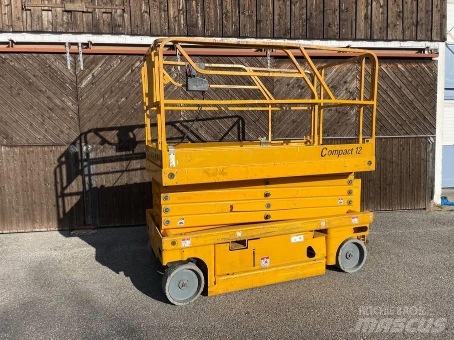 Haulotte Compact 12 剪式升降機