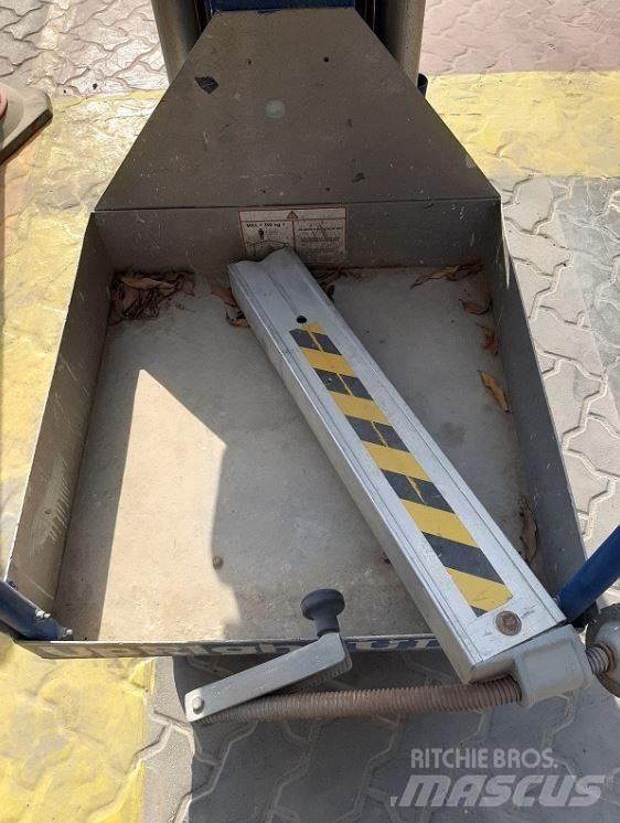 UpRight UL25AC 其他升降機和作業平台