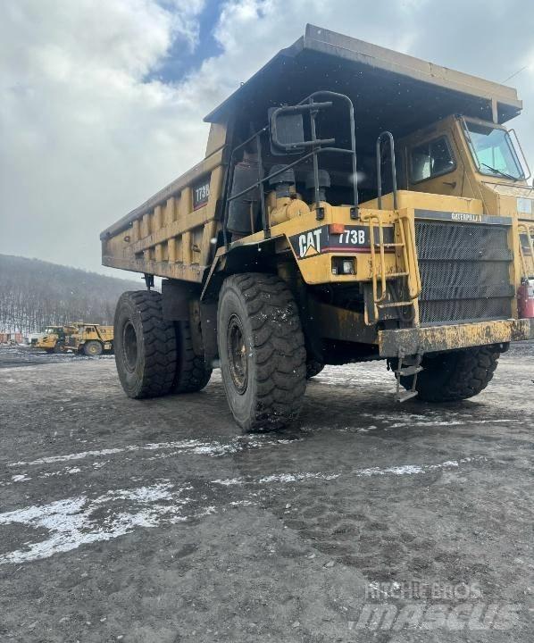CAT 773B 鉸接式起吊車
