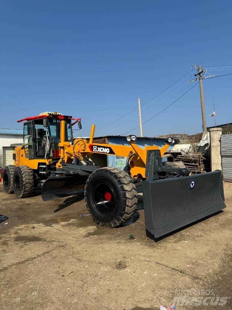 XCMG GR 2153 平土機