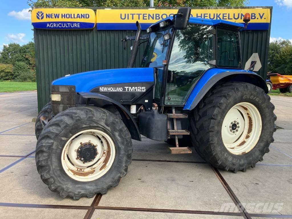 New Holland TM 125 曳引機