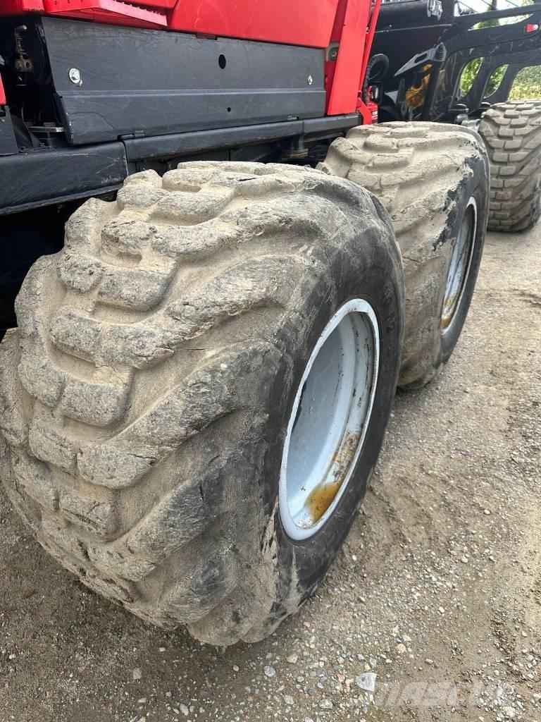 Komatsu 875 集運機