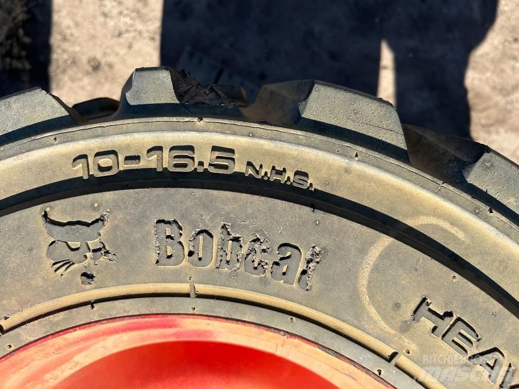Bobcat 10x16.5 Tires 輪胎、車輪和輪圈