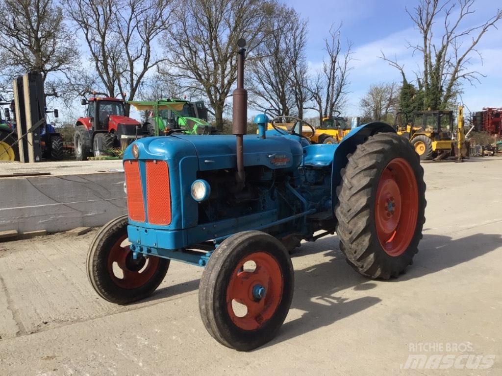 Fordson Power Major 曳引機