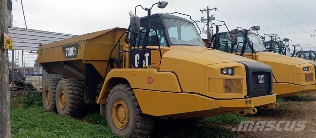 CAT 730 C 鉸接式起吊車