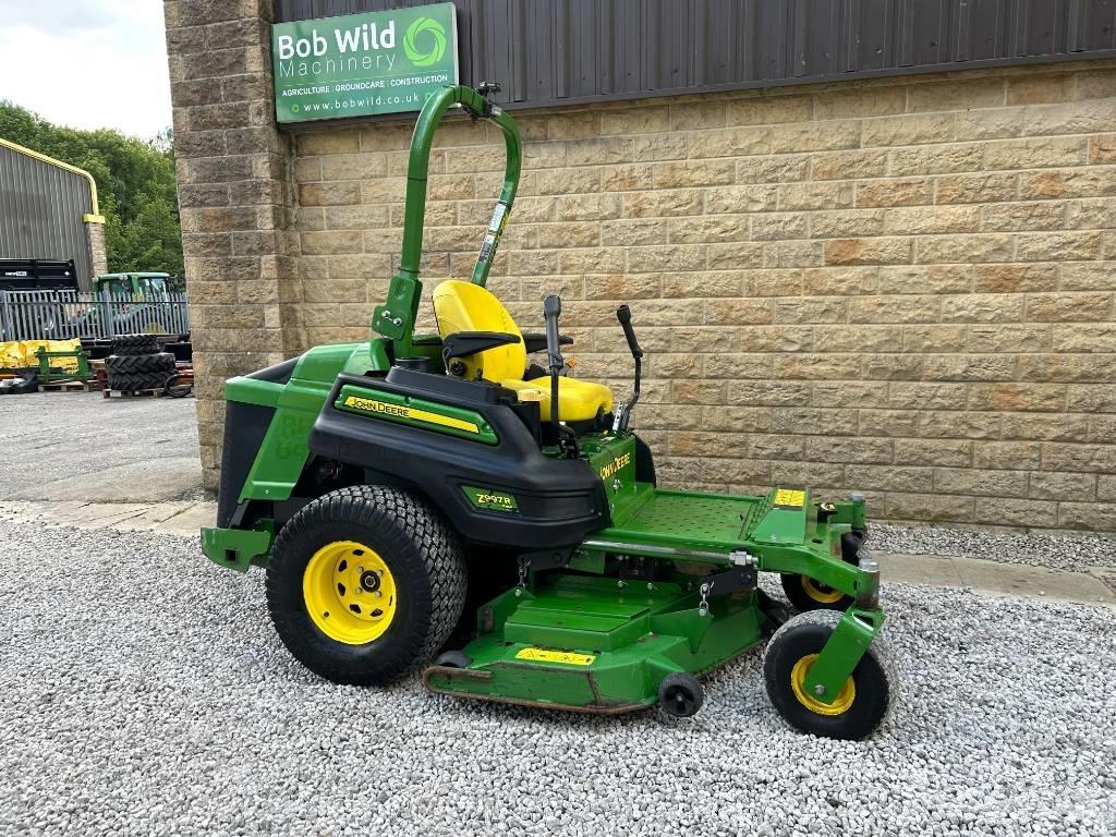 John Deere 997 零迴轉割草機