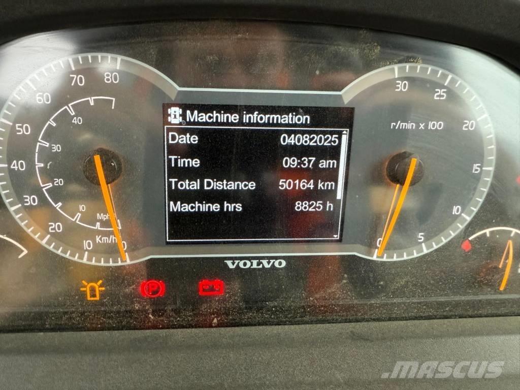 Volvo A 30 G 鉸接式起吊車