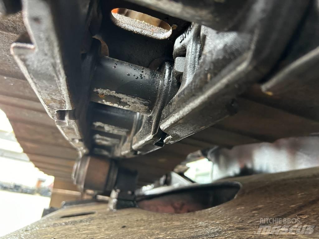 Hitachi ZX 135 US 履帶式 挖土機/掘鑿機/挖掘機