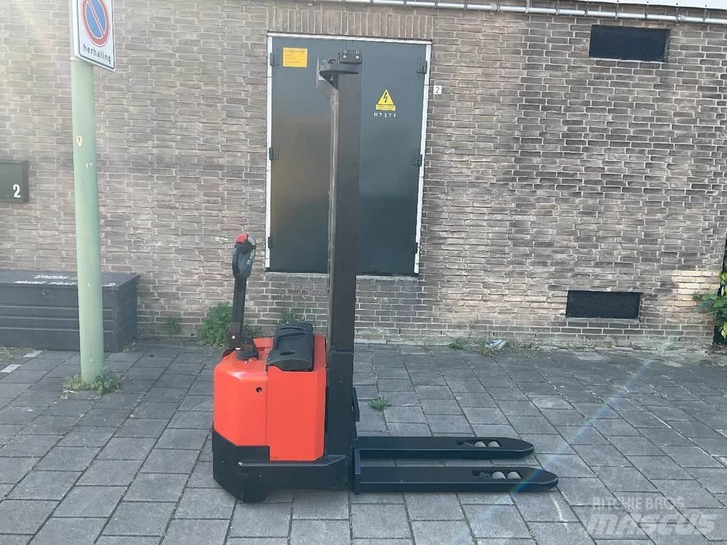 Toyota BT SWE120L 行走控制式堆積機