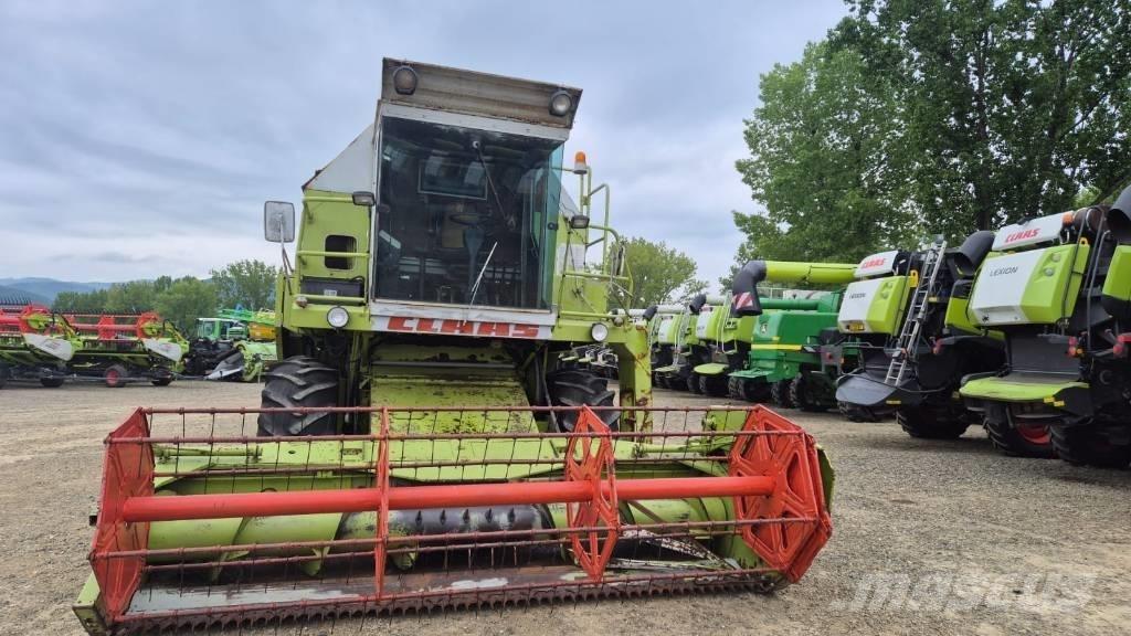 CLAAS Dominator 86 聯合收穫機