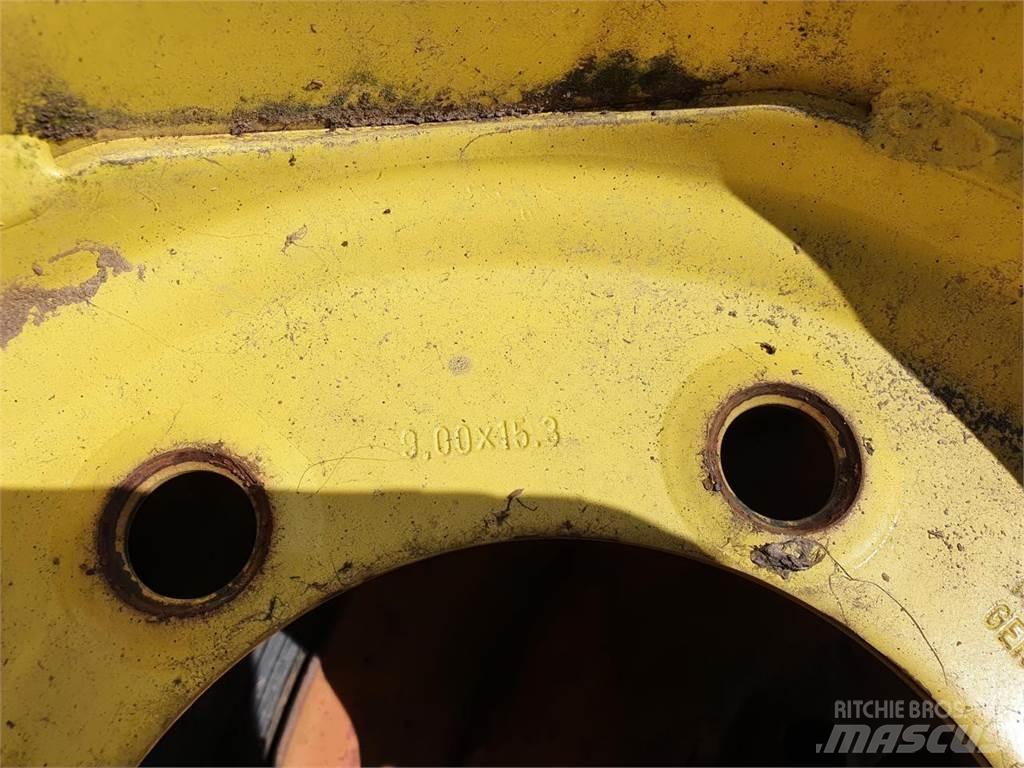 BKT 10.0/75-15,3 輪胎、車輪和輪圈