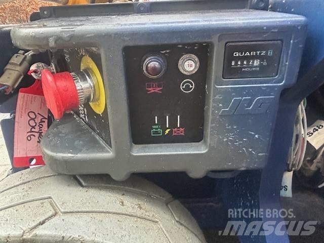 JLG 1930 ES 剪式升降機