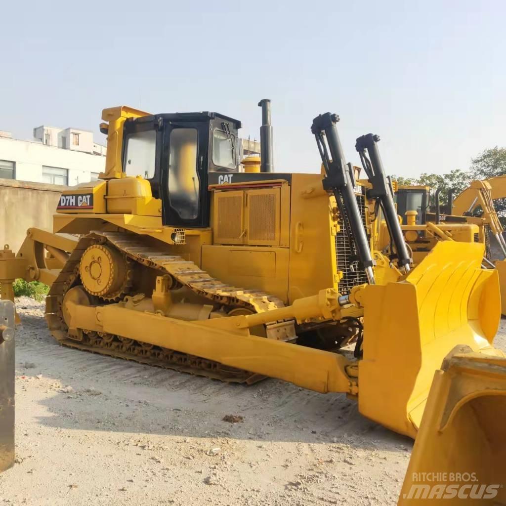 CAT D7H 履帶推土機