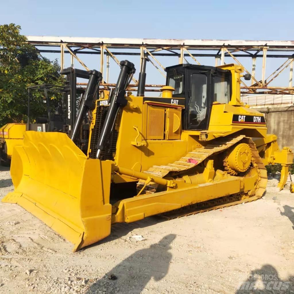 CAT D7H 履帶推土機