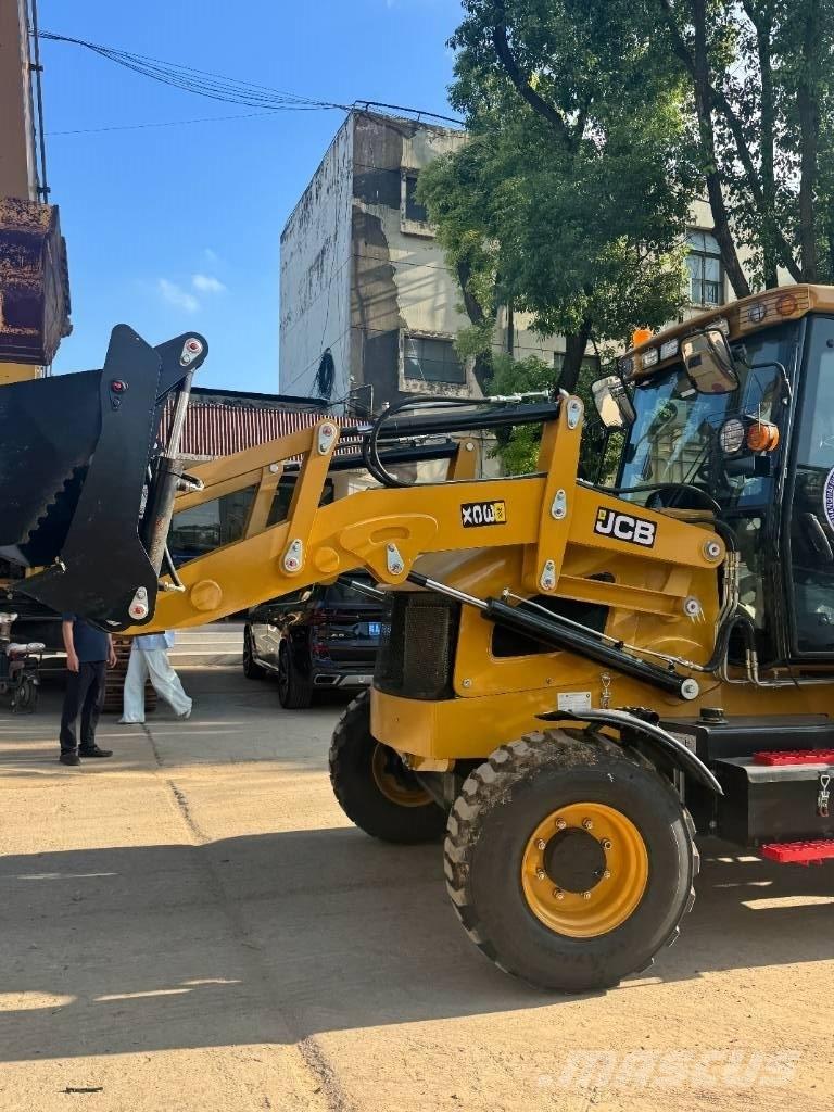 JCB 3CX 反鏟裝載機