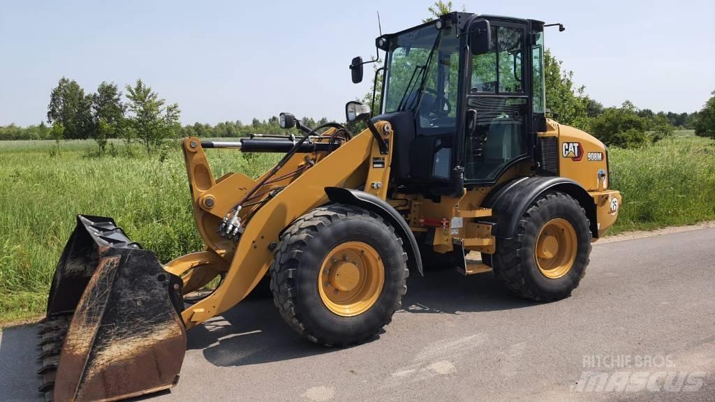 CAT 908M 輪胎式裝載機