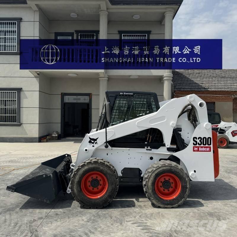 Bobcat S 300 滑移轉向裝載機