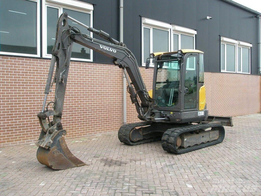 Volvo ECR50D 小型挖土機/掘鑿機<7t(小型挖掘機)